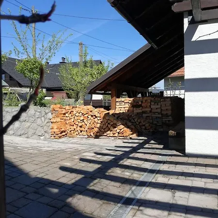 Apartament Ksenija Delnice